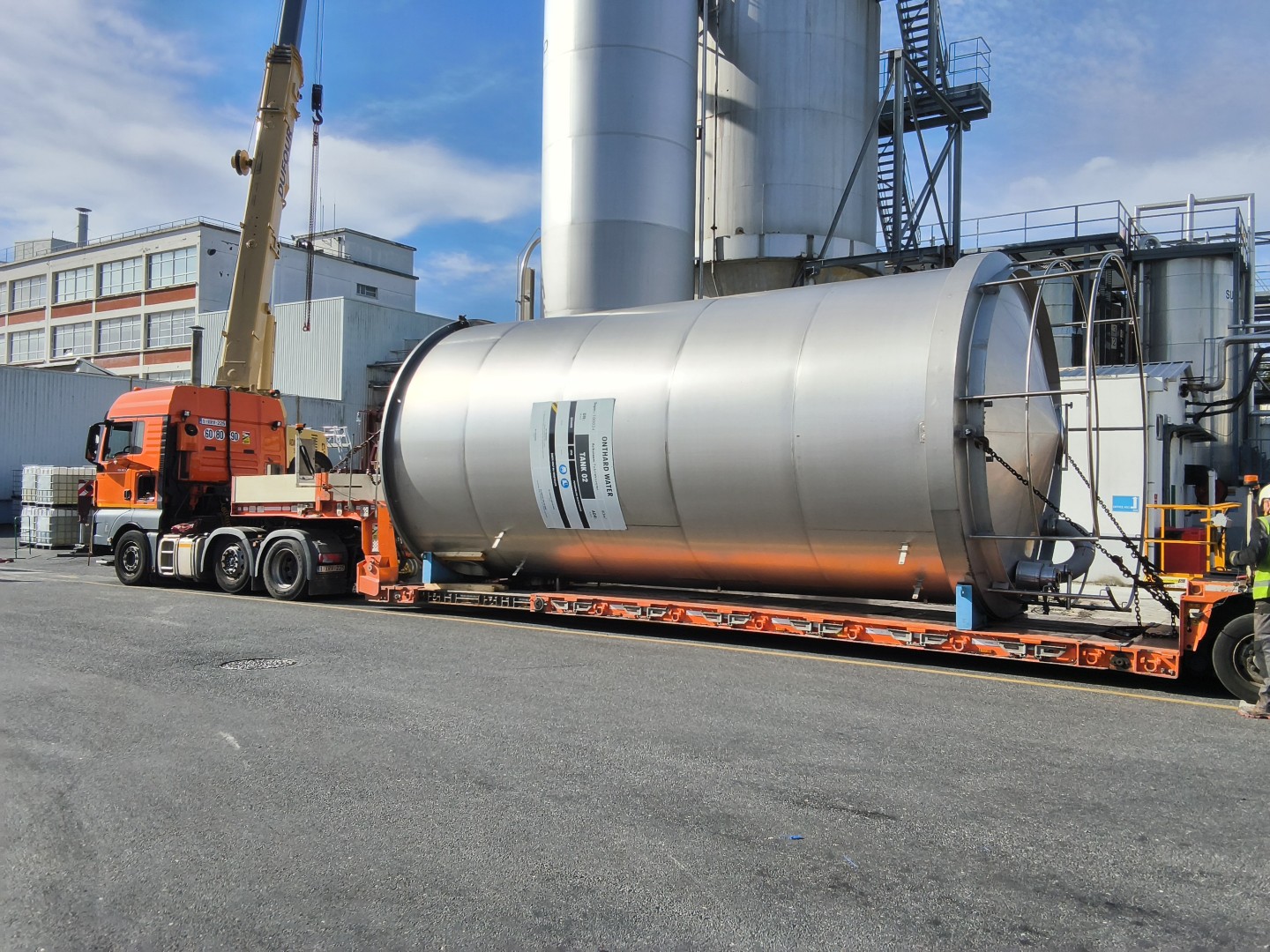 Cuve 80 000 litres en inox 316L GPI