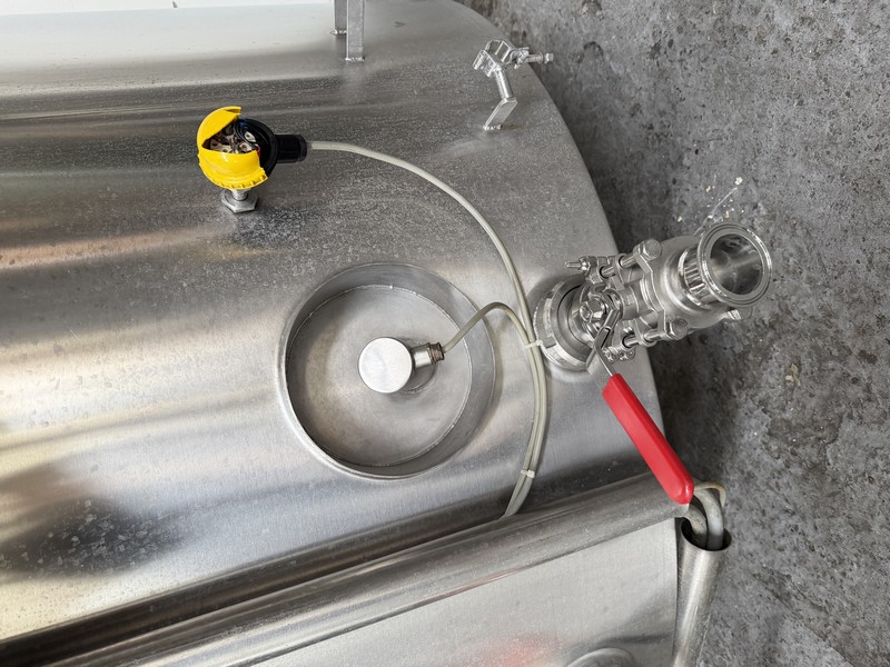 Cuve de mélange 2000 litres - Chauffage électrique - Inox 316L (parties en contact)- 2150 litres total