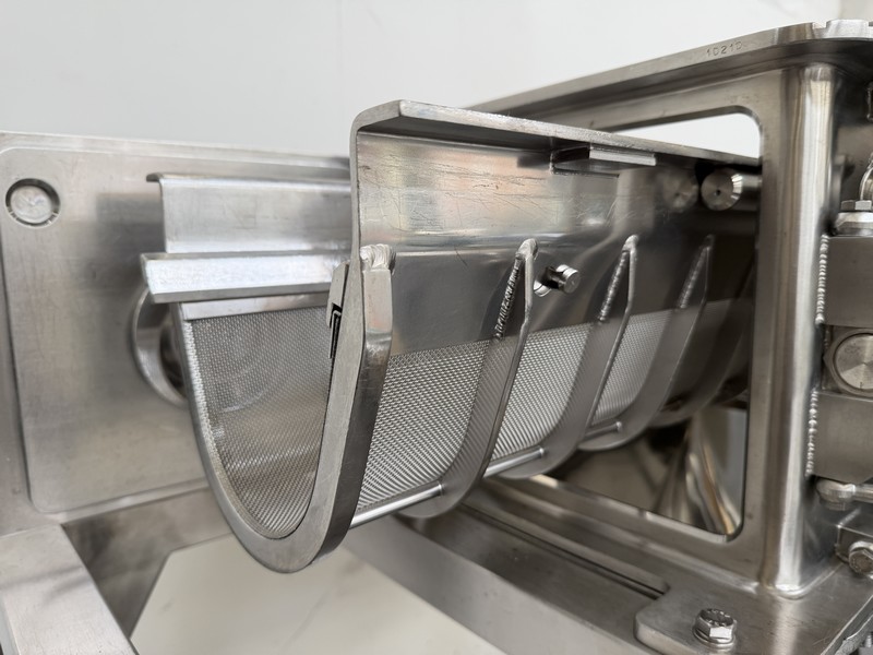 Calibreur tamiseur oscillant FREWITT type MF-6 - Inox 316L (parties en contact)