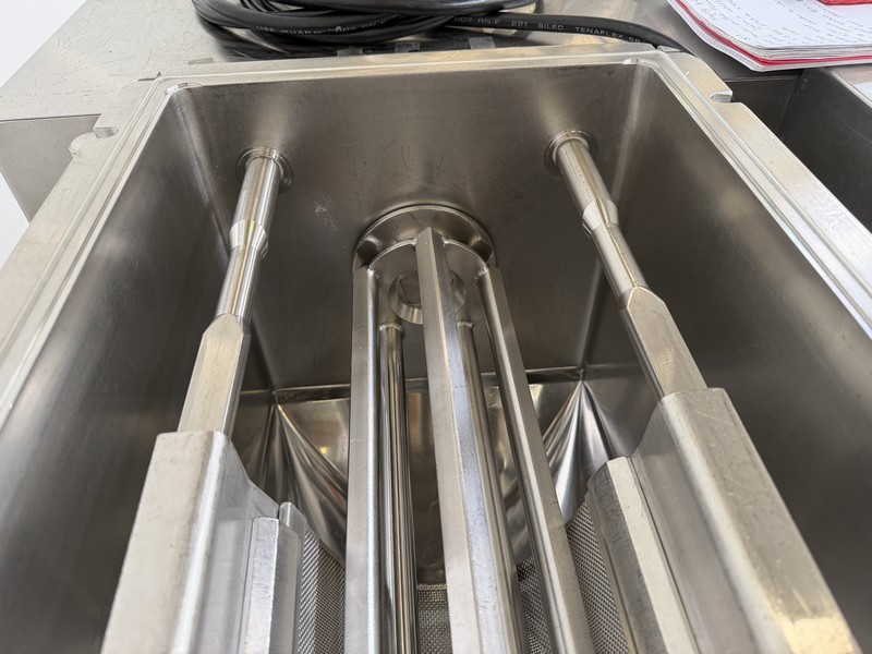 Calibreur tamiseur oscillant FREWITT type MF-6 - Inox 316L (parties en contact)