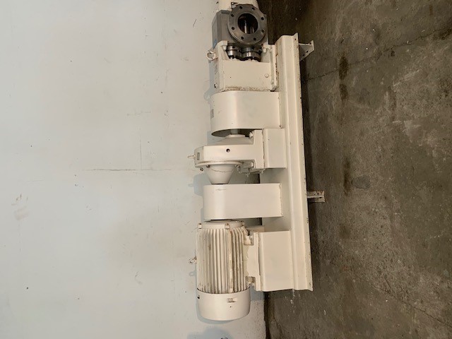 Rotary lobe pump