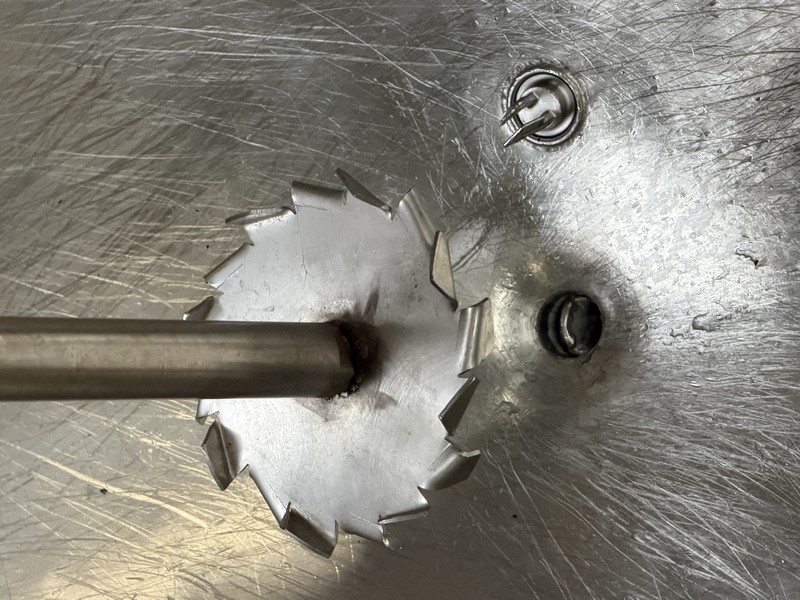 Cuve inox agitée 1200 litres total