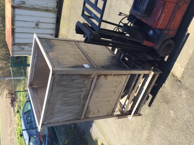 Stainless steel hopper 3000L, on frame