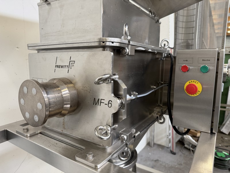 Calibreur tamiseur oscillant FREWITT type MF-6 - Inox 316L (parties en contact)