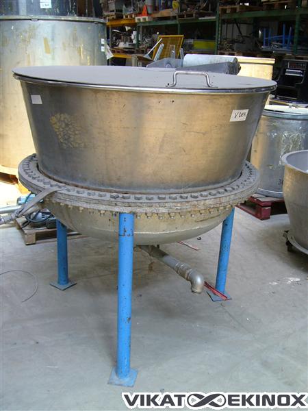 Cuve inox 600 litres, DE Acier sur fond