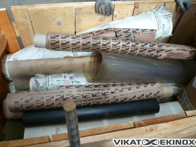 Lot divers plastique et carton pour garnitures