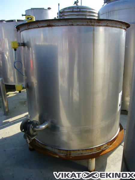 Cuve en inox de 1 600 Litres