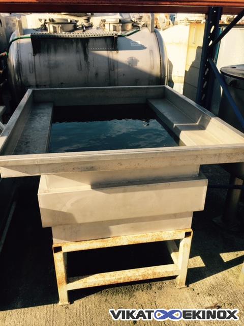 Bac de lavage avec chassis