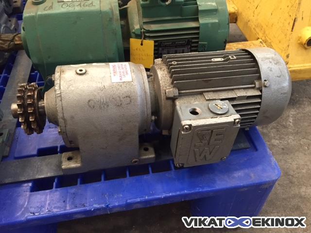 R40 Sew Eurodrive geared motor 0.75 kw 224 rpm