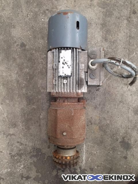 Motoréducteur 0,55KW 28T/min Sew Type R45 DT80K4BMG