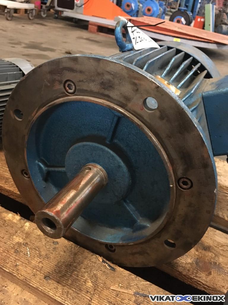 Moteur Bauknesht 30 KW 2900 Tr/min