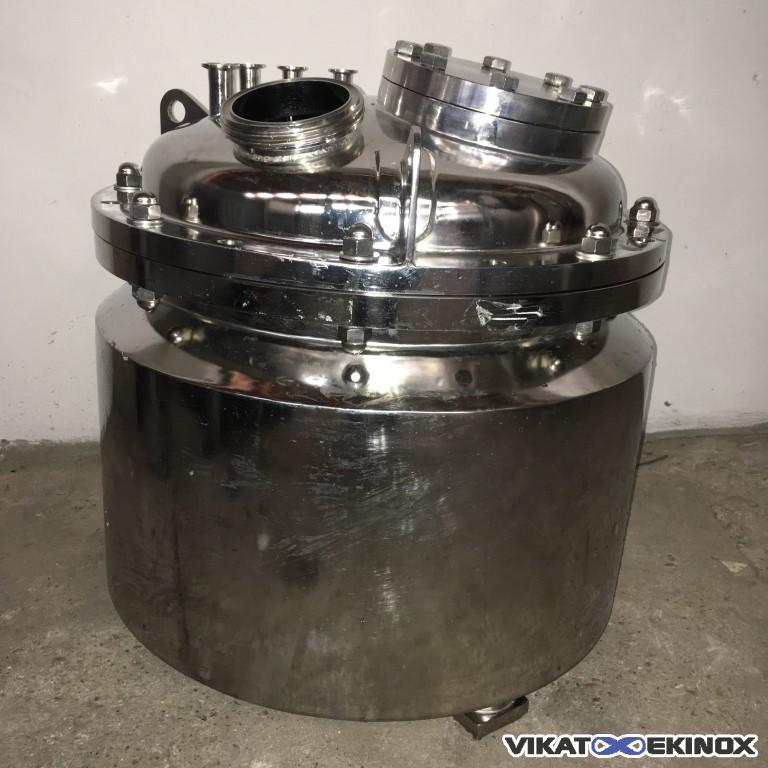 Insulated stainless steel tank