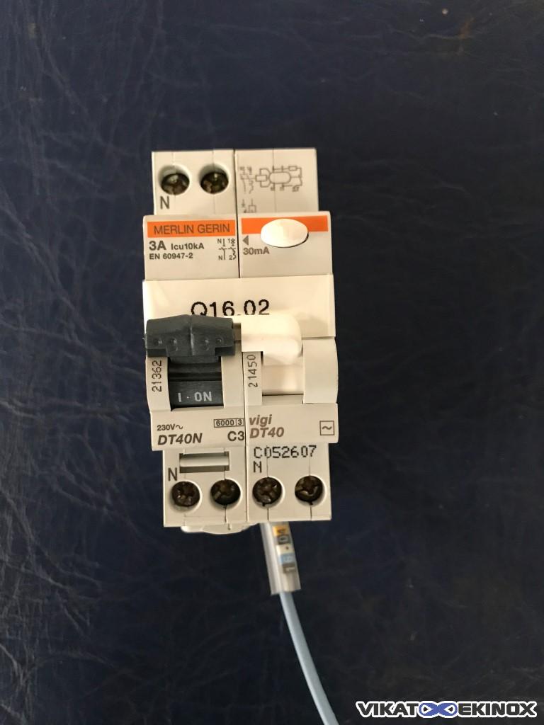 Disjoncteur Merlin Gerin DT 40