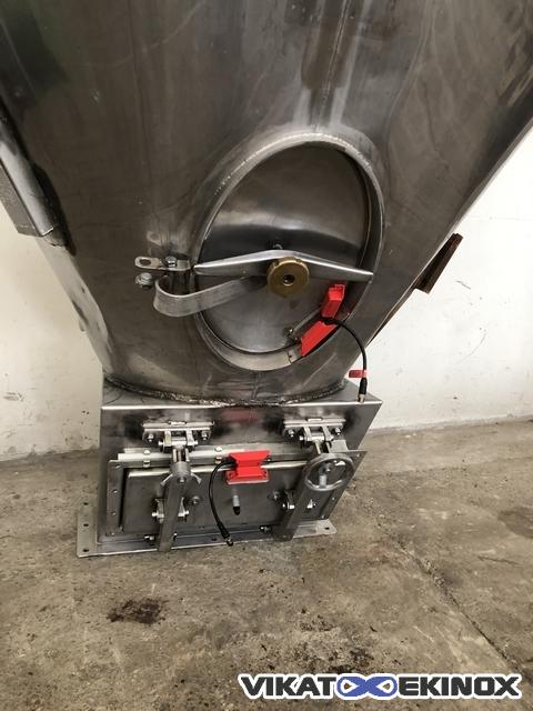 Trémie inox 1500 litres environ