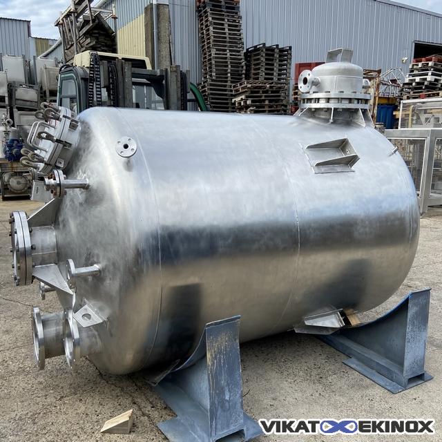 Cuve 5300 litres avec épingle de chauffage CICR inox 316
