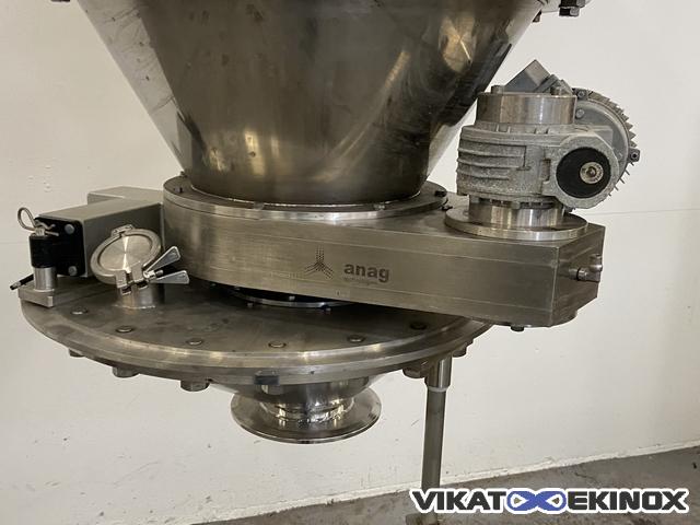 S/S dosing hopper 700 litres with ANAG valve