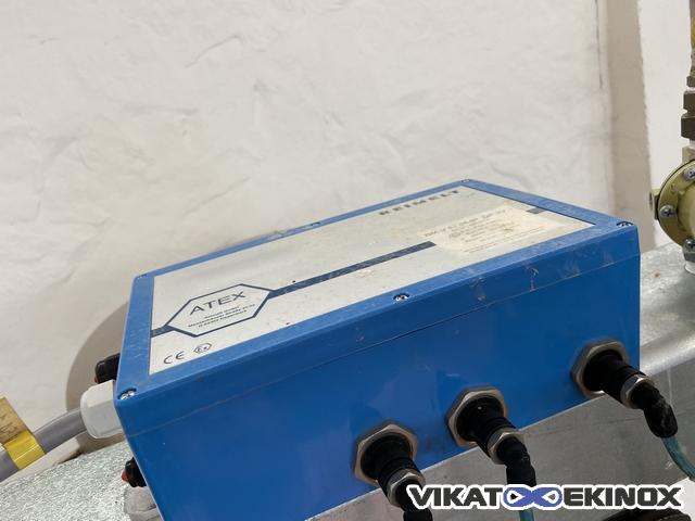 REIMELT S/S transfer hopper with filter and rotary valve