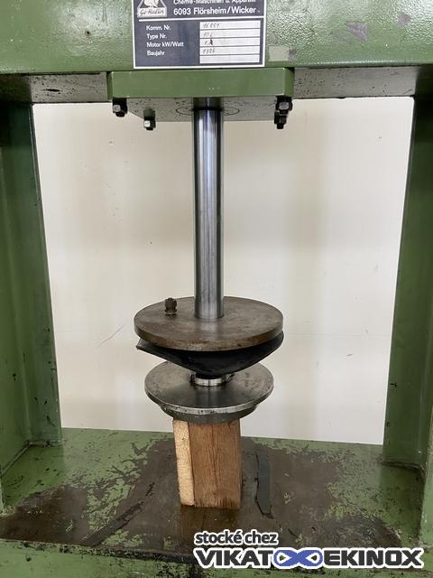 GE-HALIN tank emptying press Ø 270 mm type 10L