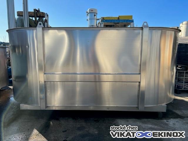 Stainless steel tank 10 0000 litres approx.