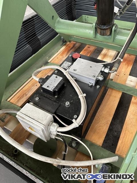 ORONA lift table 1440 x 1080 mm