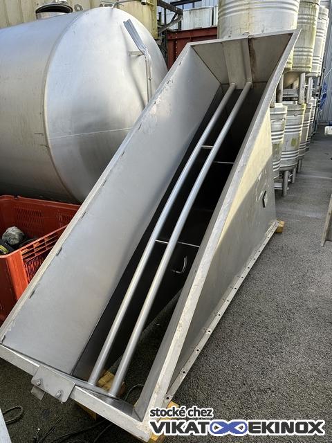 S/S lifting screw conveyor Lg. 5500 mm with VATRON MAU hopper type VEA 300/9