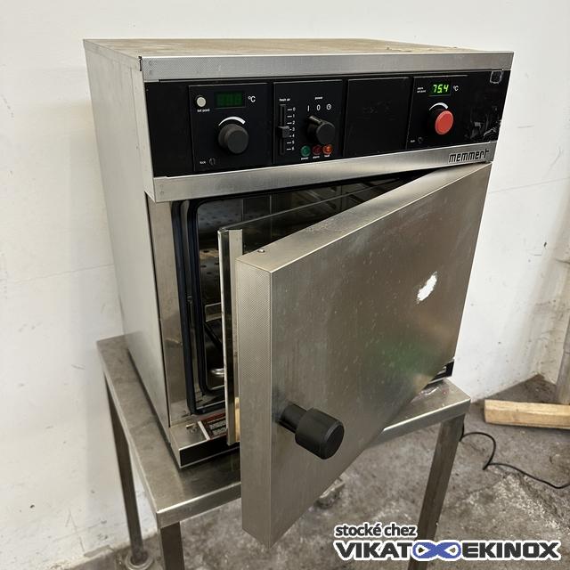 Etuve bactériologique Incubateur MEMMERT type BE 200 - 70°C - 32 litres
