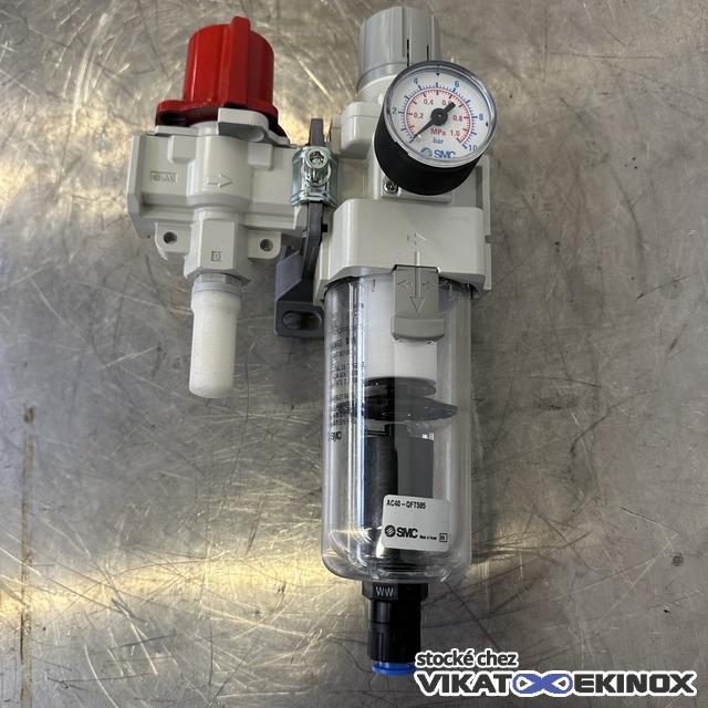 Régulateur de filtre SMC AW40-F04D-B - ETAT NEUF