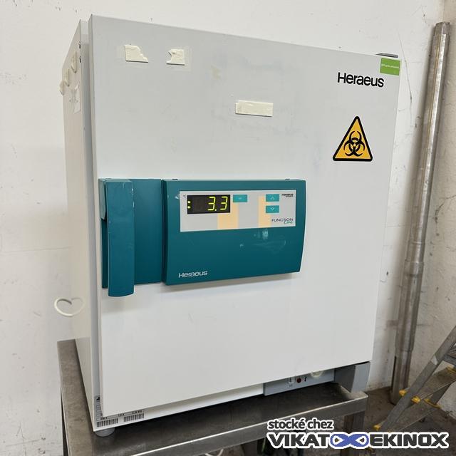 Incubateur 73 litres 70°C HERAEUS Function Line type B6