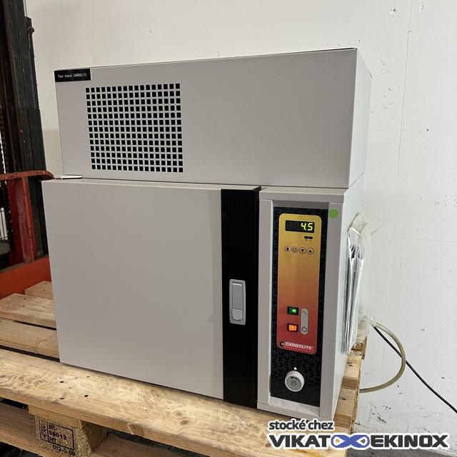 Incubateur refroidi 60°C 28 litres CARBOLITE type PIC 30 - Avec ventilateur