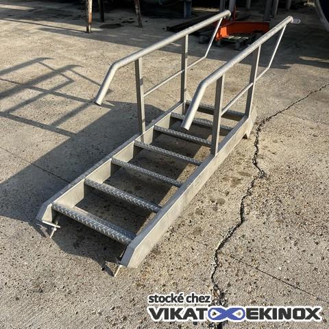 Escalier inox Long. 2 m