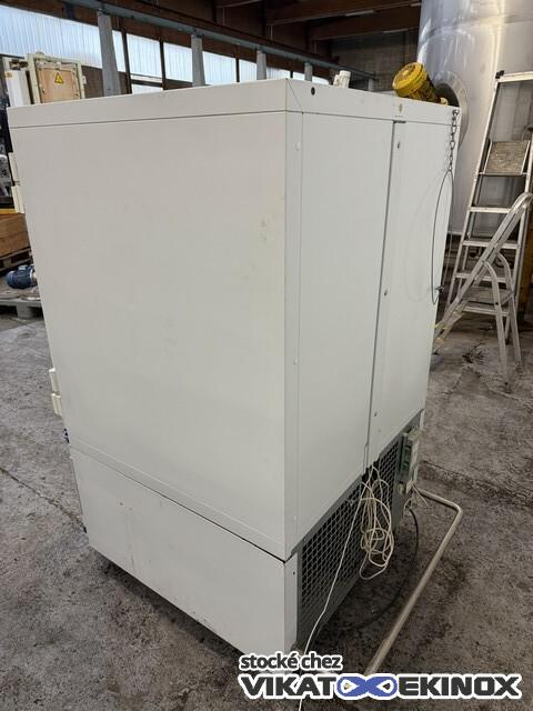 Congélateur à basse température -86°C DOMETIC type UF456