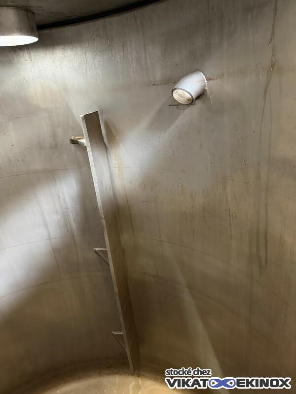 2200L SS mixing tank with SPX Lightnin agitator