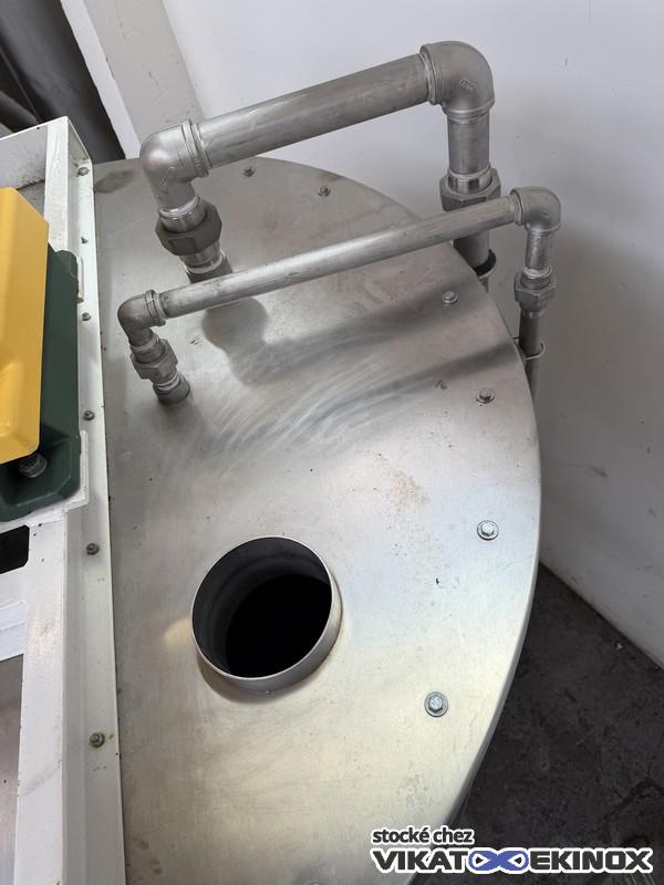 2200L SS mixing tank with SPX Lightnin agitator