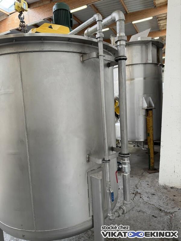 2200L SS mixing tank with SPX Lightnin agitator