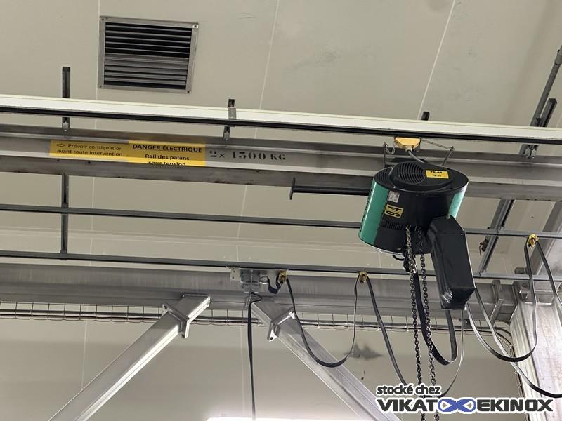 2 palans électriques à chaine 1300 kg VERLINDE EUROCHAIN VR12 type 20/5 M/MN sur poutre inox
