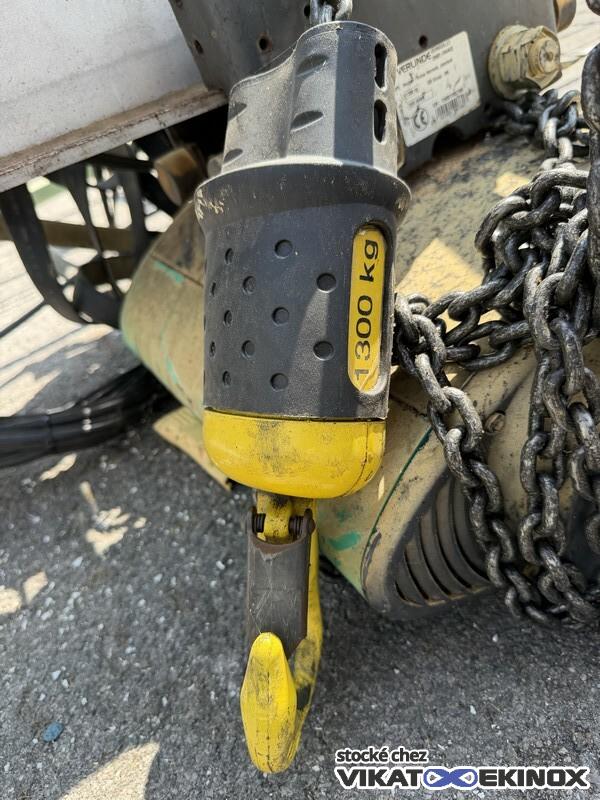 2 palans électriques à chaine 1300 kg VERLINDE EUROCHAIN VR12 type 20/5 M/MN sur poutre inox